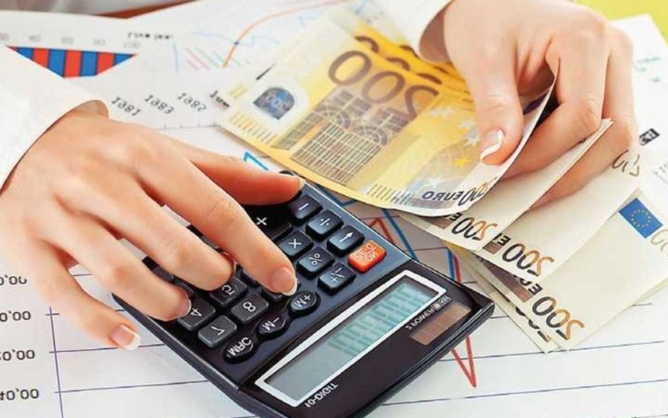Αύξηση επιτοκίων δανείων: Επιπτώσεις στους δανειολήπτες και στις καταθέσεις | Σολωμός>