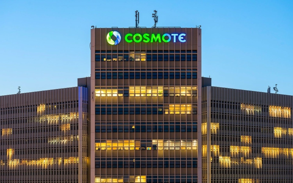 Απεριόριστα δεδομένα με €10,90/μήνα: Η απόλυτη καλοκαιρινή προσφορά της Cosmote>