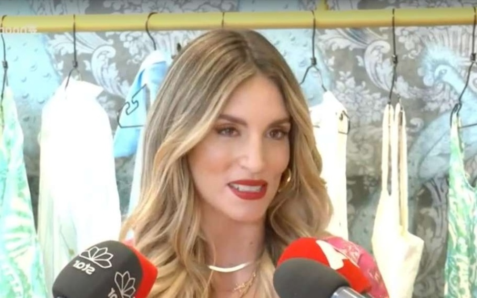 Επιλογή της Αθηνάς Οικονομάκου: Άρνηση Shopping Star για μια τηλεοπτική σειρά | Απάντηση συνέντευξης>