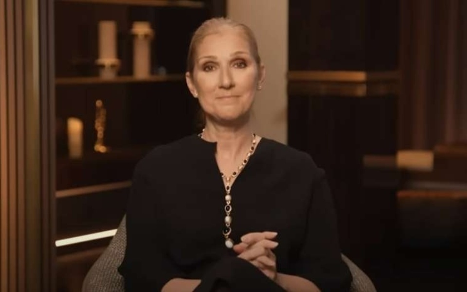 Η αδελφή της Celine Dion αποκαλύπτει τον αγώνα υγείας της τραγουδίστριας με το σύνδρομο του δύσκαμπτου ατόμου>