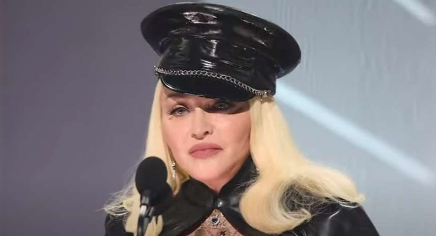 Η αργή ανάκαμψη της Madonna: Ανησυχίες εγείρονται καθώς ο τραγουδιστής αντιμετωπίζει προβλήματα υγείας