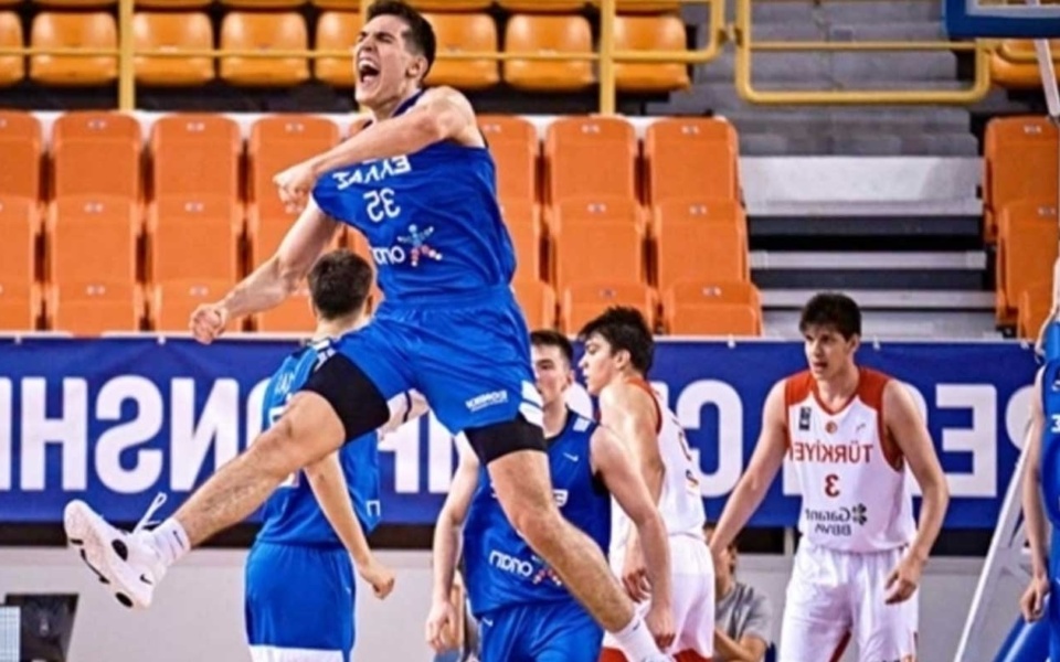 Η Ελλάδα θριάμβευσε επί της Τουρκίας και προκρίθηκε στα ημιτελικά του Ευρωμπάσκετ Νέων>