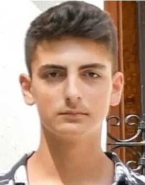 Τραγική απώλεια: Κηδεία του 17χρονου Θανάση Τσιτσόγλου | Τροχαίο στο Διμήνι