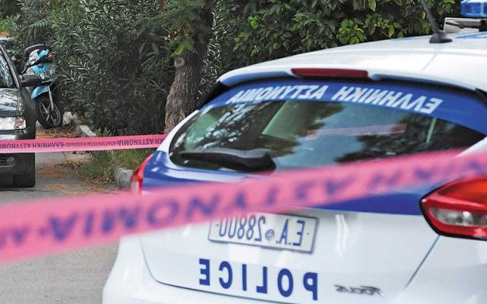 Τραγωδία με πυροβολισμούς στη Θεσσαλονίκη: Πεζός πυροβολήθηκε θανάσιμα σε διαμάχη στο δρόμο>